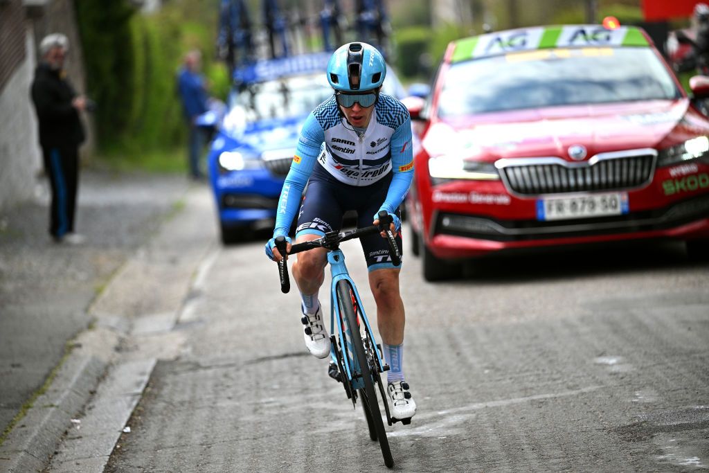 HUY BELGIUM APRIL 19 Tao Geoghegan Hart of United Kingdom and Team INEOS Grenadiers Green leader jersey competes during the 46th Tour of the Alps 2023 Stage 3 a 1625km stage from Ritten to Brentonico San Valentino 1321m on April 19 2023 in Brentonico San Valentino Italy Photo by David StockmanGetty Images