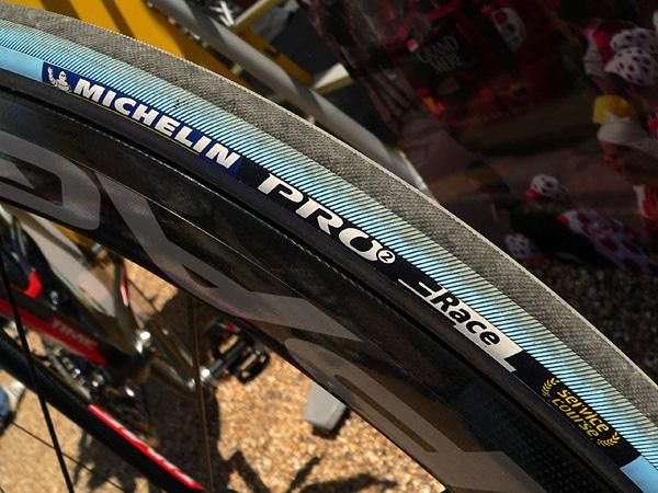 This is not a Michelin Pro&sup2; Race clincher.