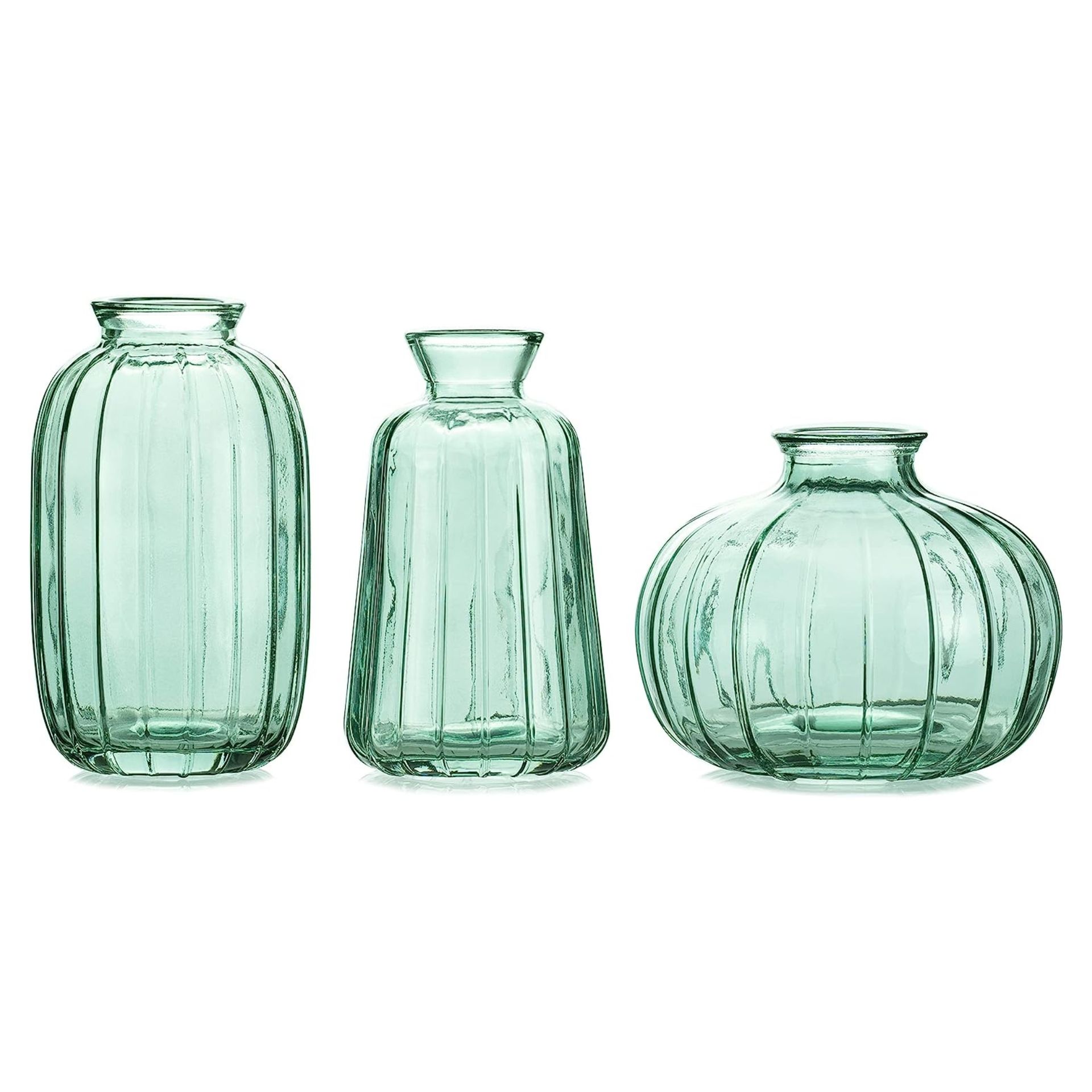 Satu set tiga vas mini kaca hijau