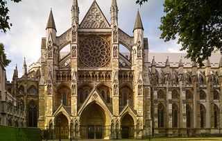 Westminster Abbey and the new Queen's Diamond Jubilee Galleries (Photo © Paul Highnam/Country Life Picture Library)