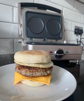 DIY Sausage and Egg McMuffin using the Cuisinart Waffle & Pancake maker appliance