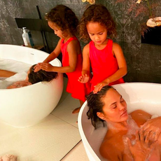 chrissy teigen luna washing hair instagram