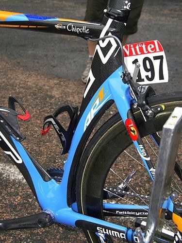 The seat tube employs shaping that is normally reserved only for races against the clock.