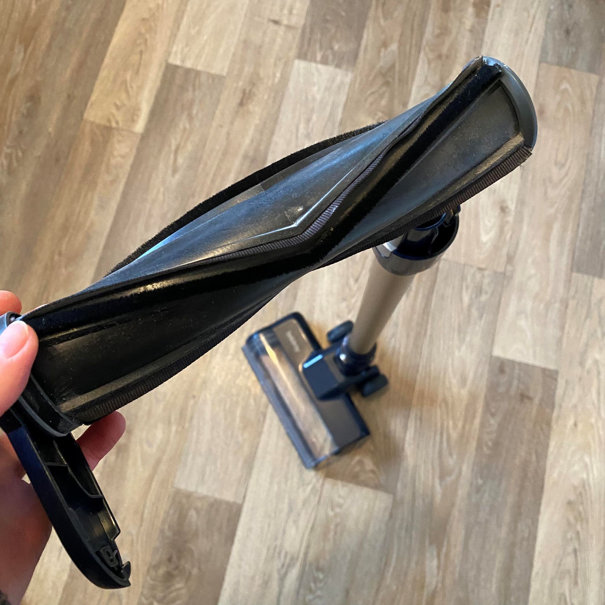 Beldray Airfinity Cordless Vacuum review - brush bar
