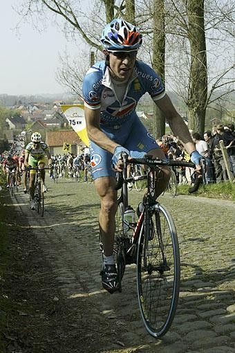 Laurent Brochard (Bouygues Telecom) looking strong on the koppenberg