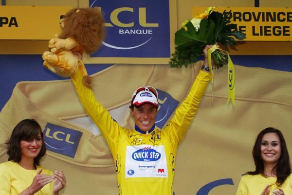 Sylvain Chavanel (Quick Step) grins ear to ear after being presented with the yellow jersey.