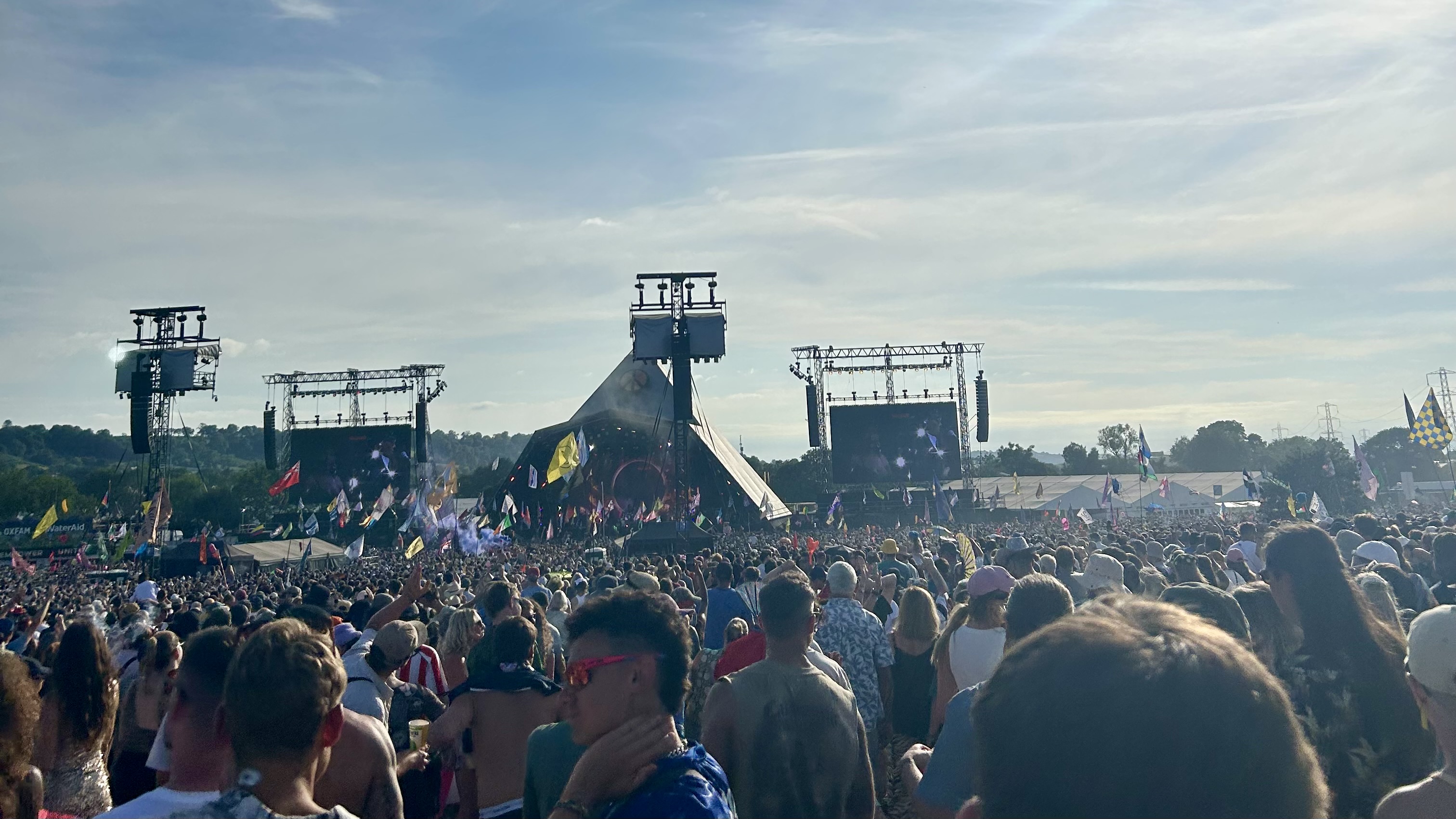 A photo of a big crowd at Glastonbury Festival