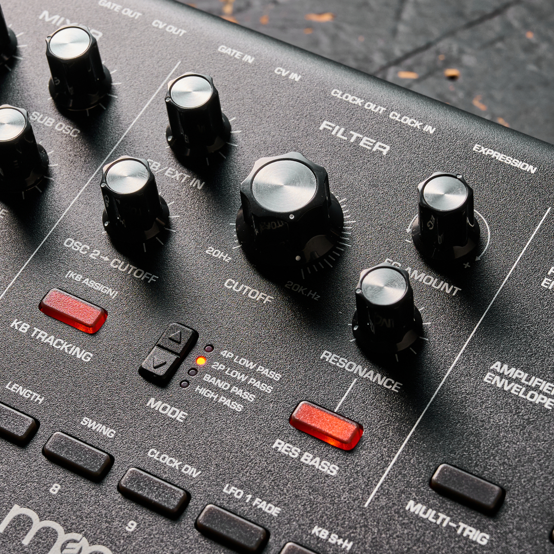 Moog Messenger