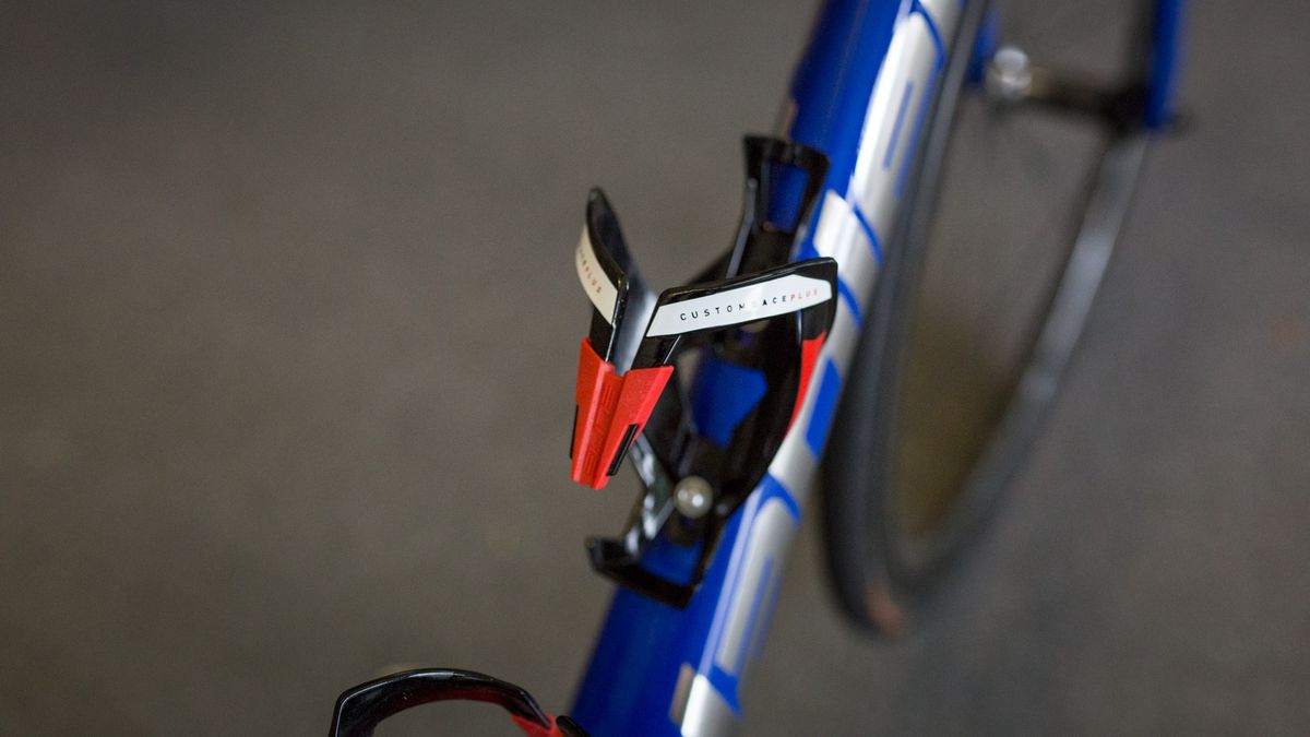 FDJ opt for Elite Custom Race Plus bottle cages for their team bikes
