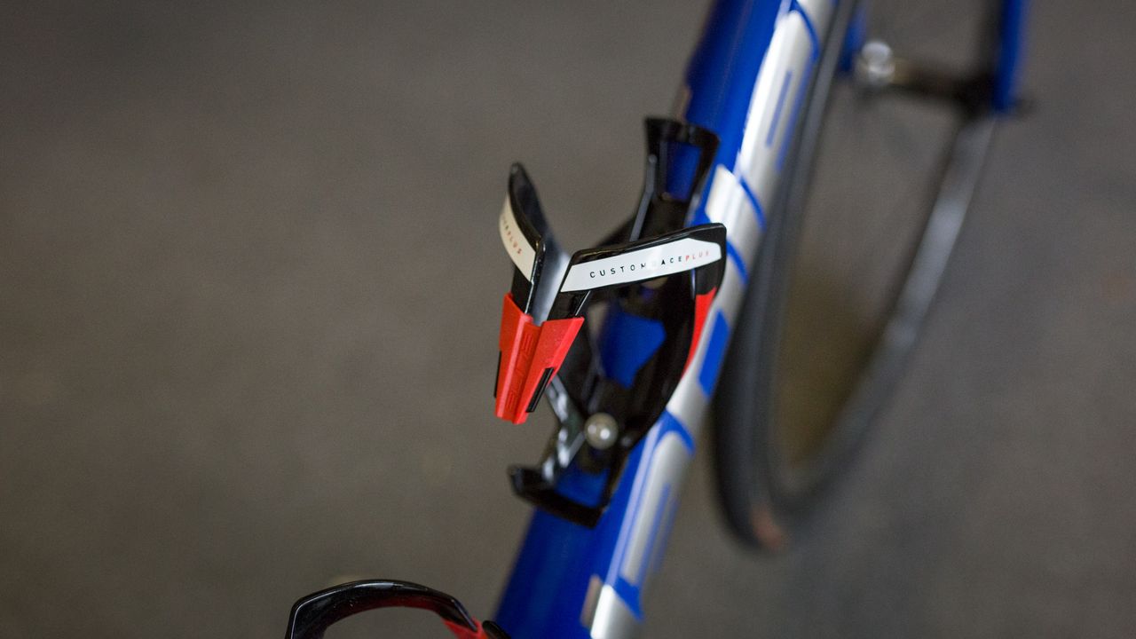 FDJ opt for Elite Custom Race Plus bottle cages for their team bikes