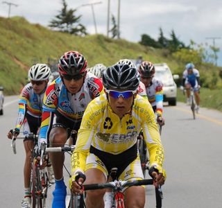 Stage 8 - Calderón collects in Bogotá