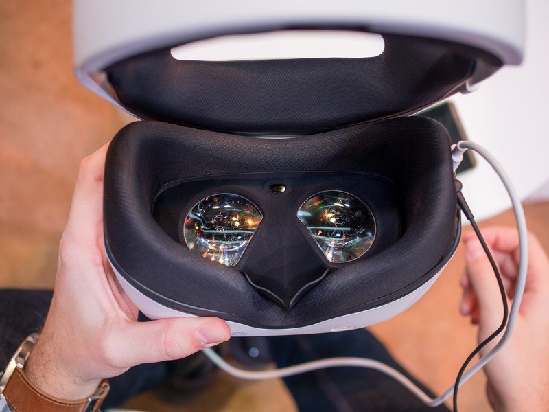 Huawei VR2 Aims To Be The One stop Headset For Phone And PC Virtual 