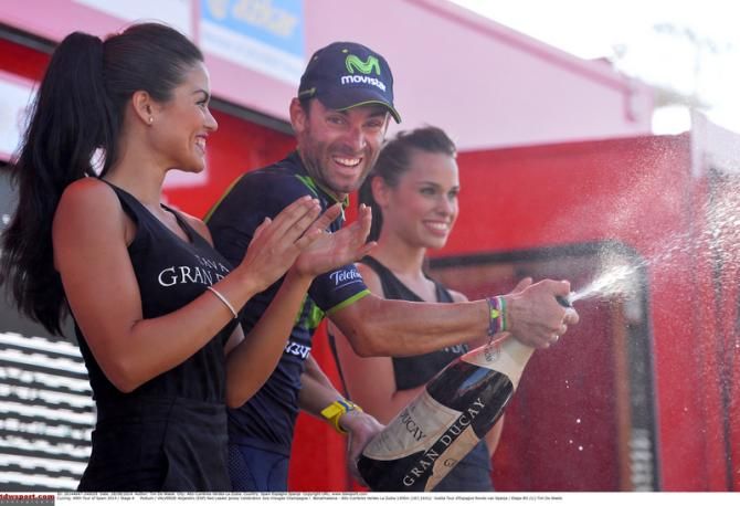Alejandre Valverde spraying the Cava