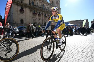 Vuelta a Andaluc&iacute;a: Tom Crabbe storms to stage 4 victory, claiming second career win this season