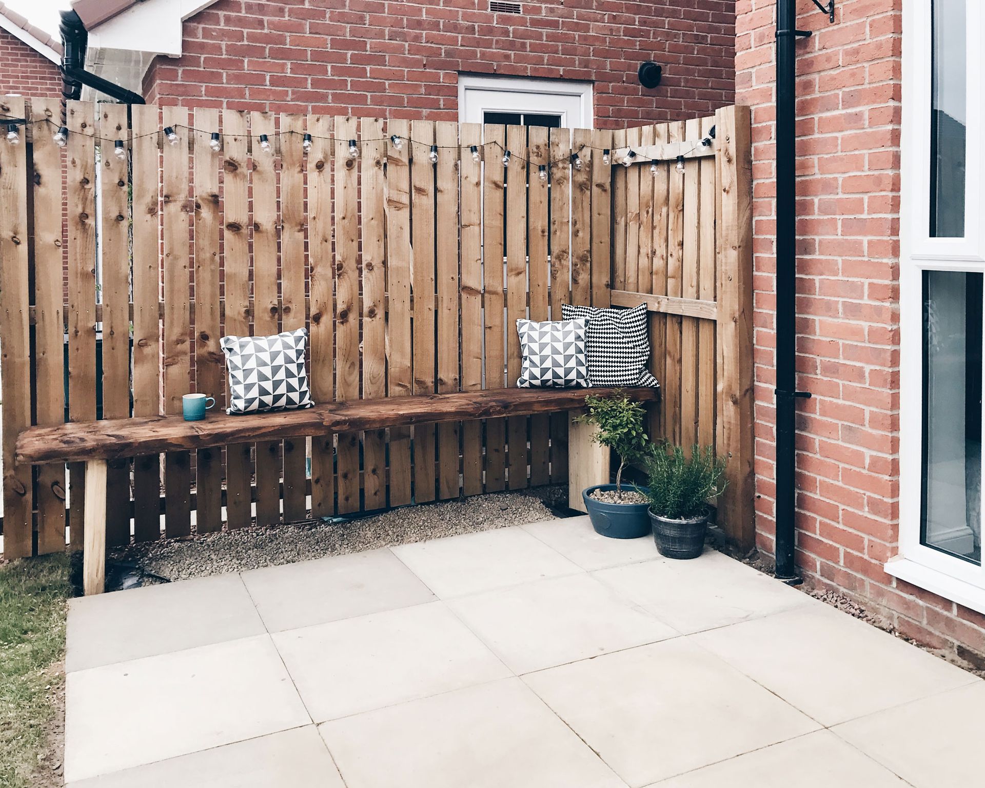 This blue DIY outdoor kitchen is filled with clever features | Gardeningetc