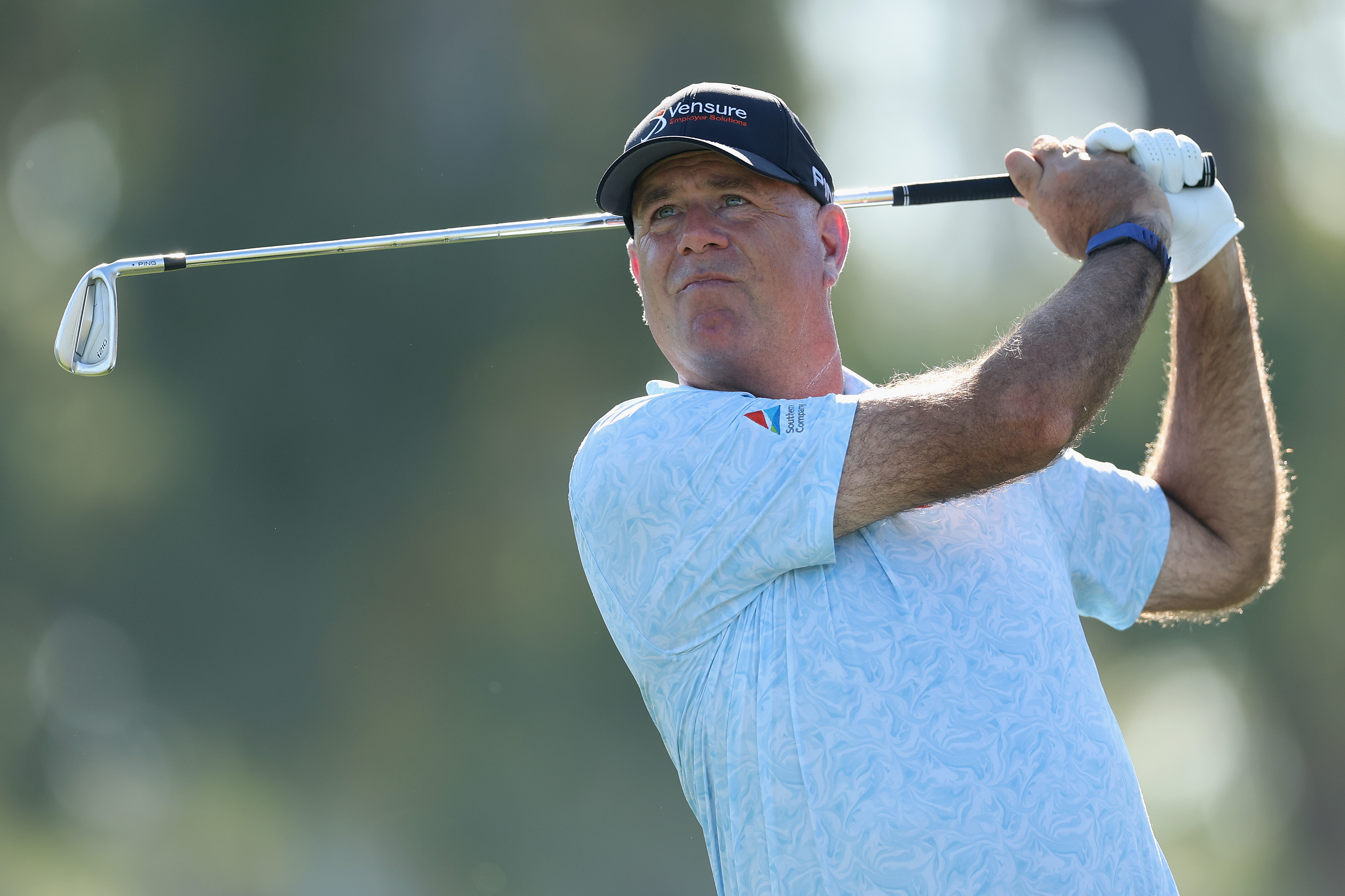 Stewart Cink hits an iron