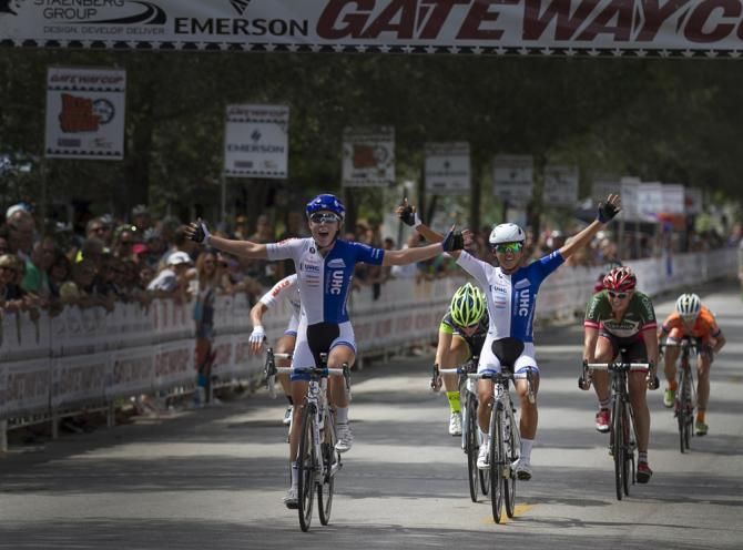 Hannah Barnes leads the UHC clean sweep in the women's race