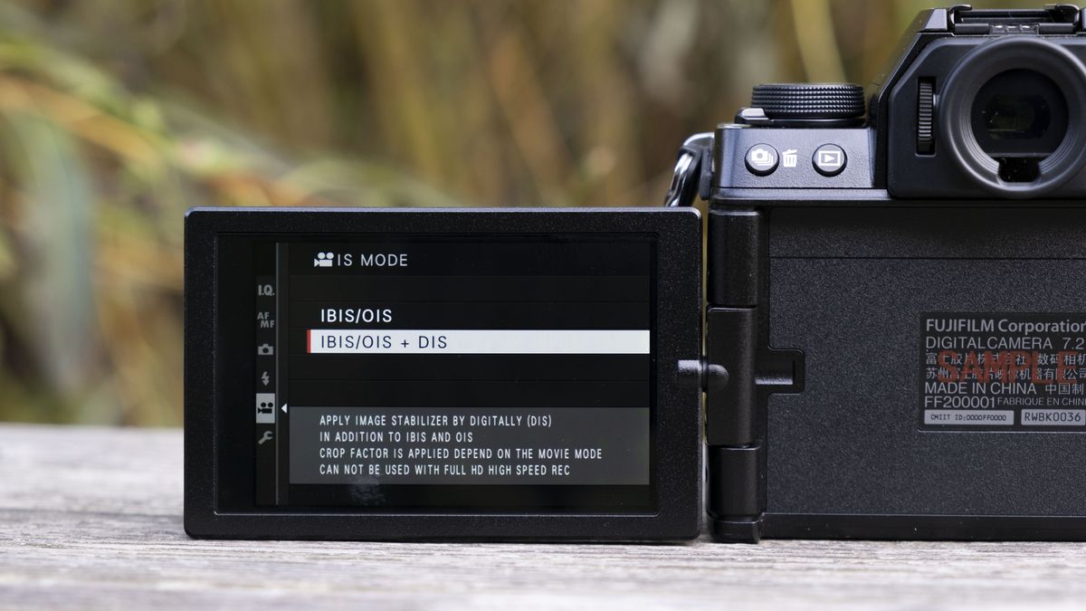 Fujifilm X-S10
