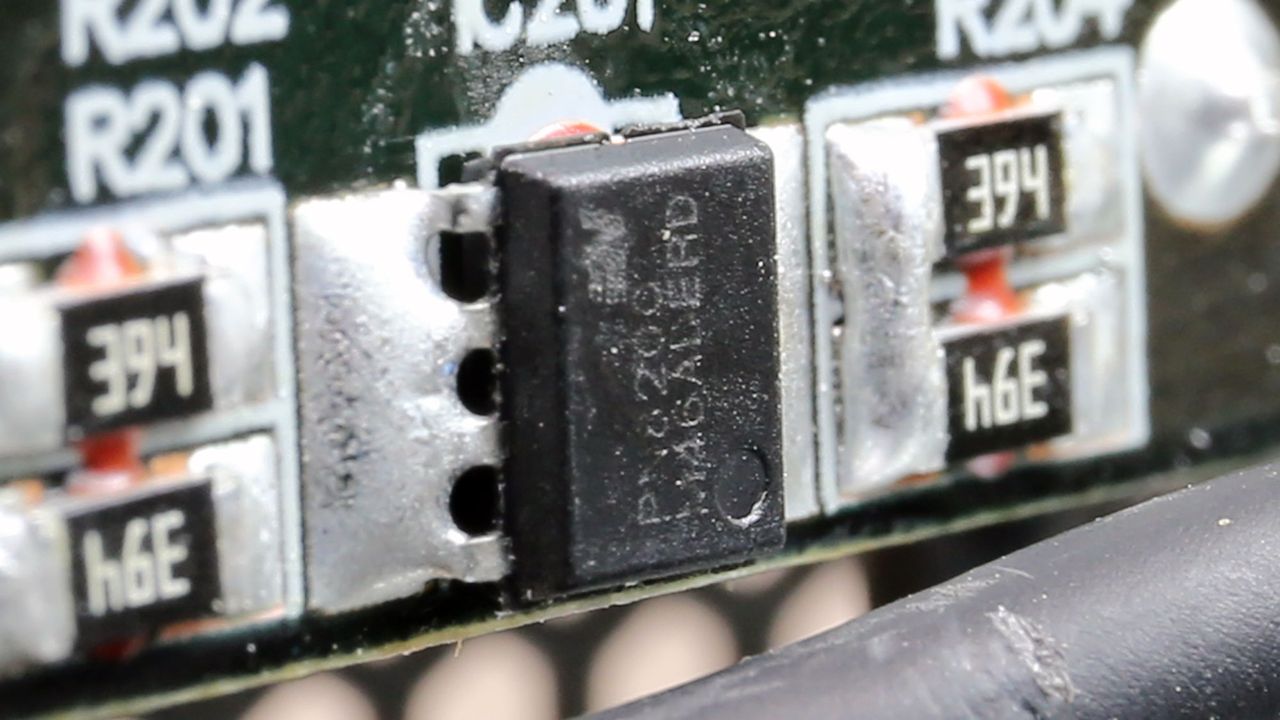 Gigabyte UD1000GM PG5