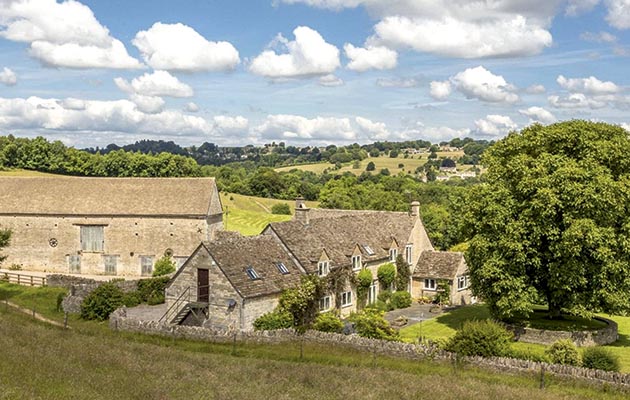 Longmans-Barn-Farm.jpg