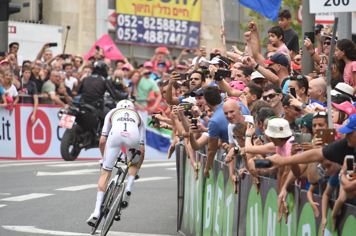 Tom Dumoulin haring through Jerusalem in the world champion's skinsuit on the opening day of the 2018 Giro