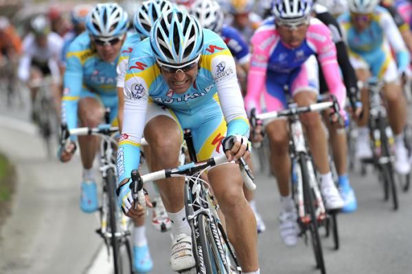 The Astana team killed themselves for Contador.