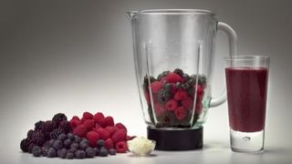 Mixed berry muscle smoothie