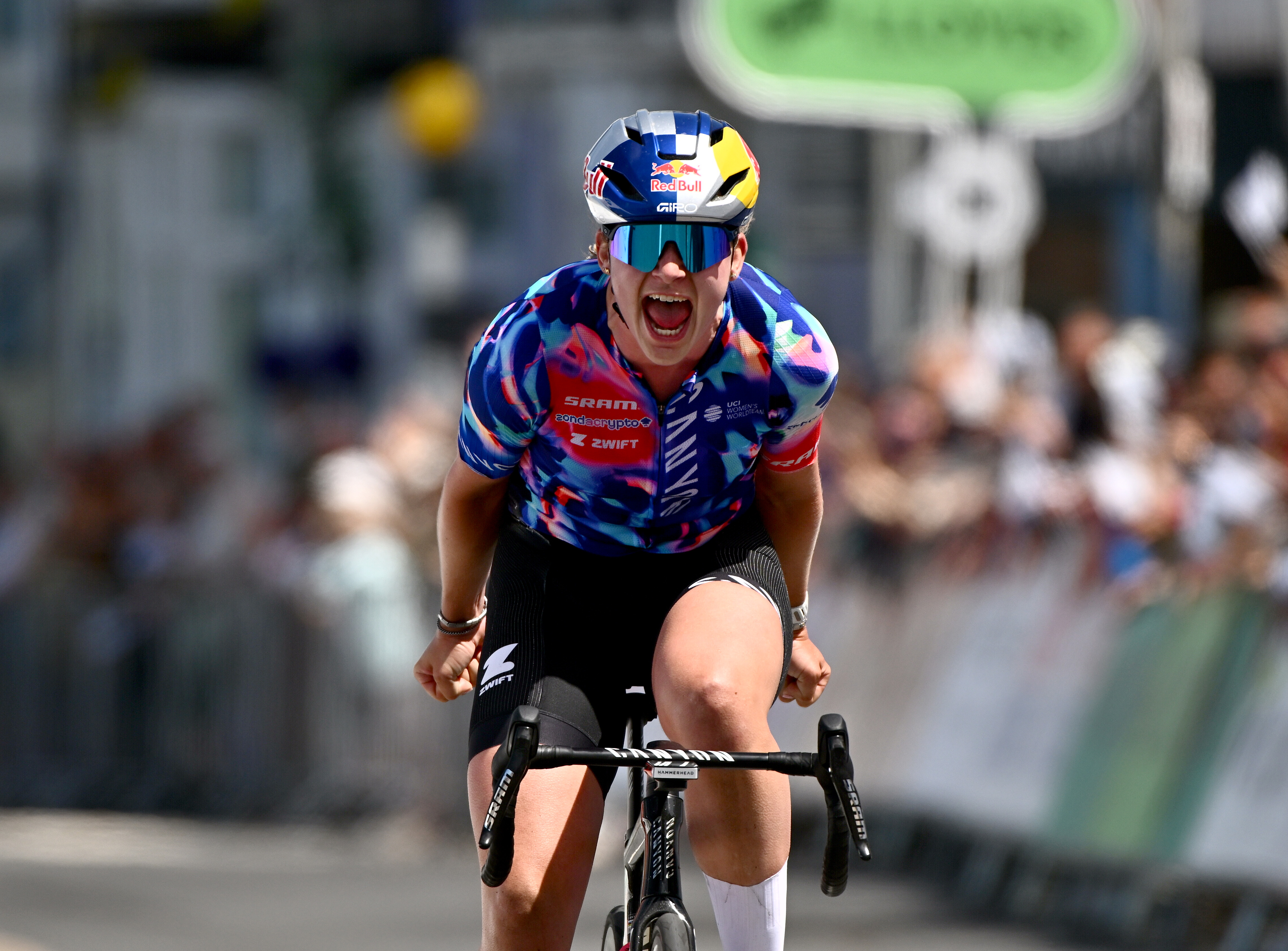 Zoe B&auml;ckstedt celebrates