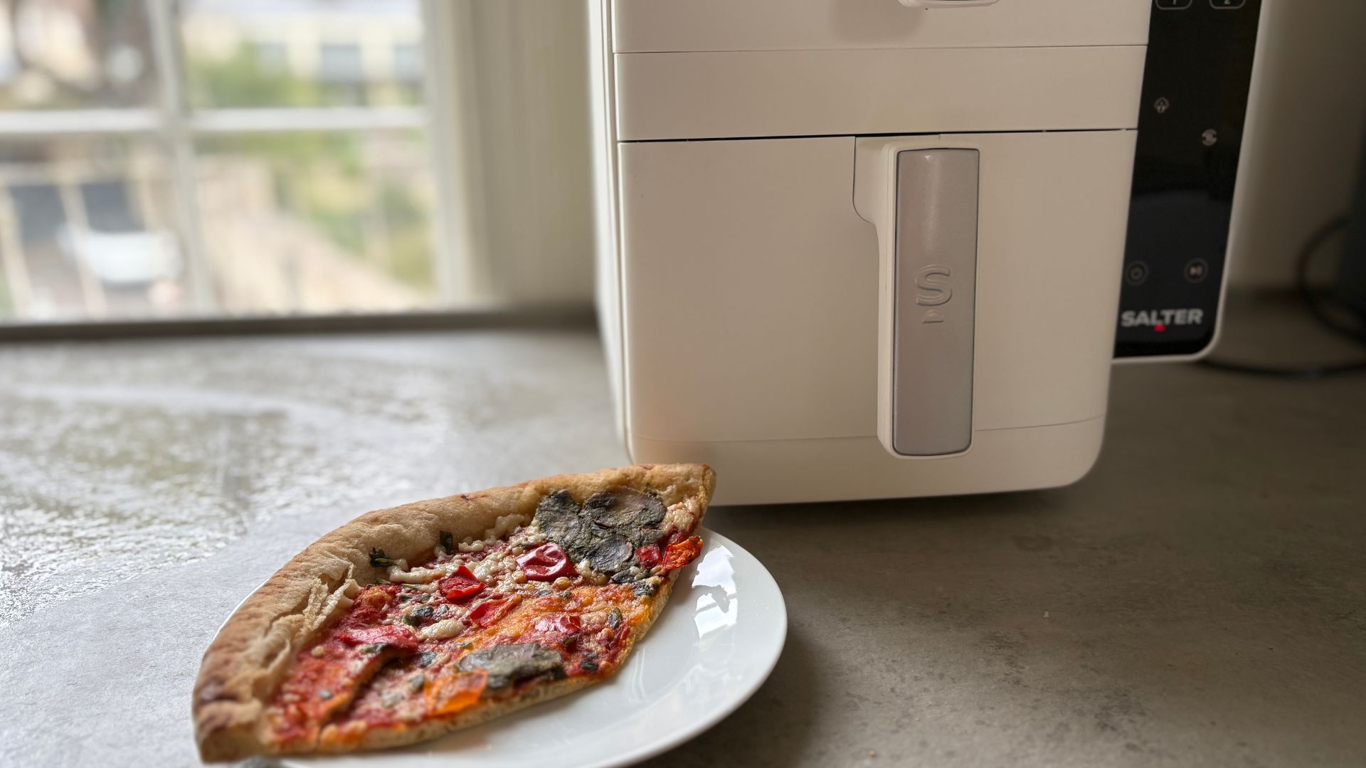 Testing the Salter VertiCook Ultra Air Fryer