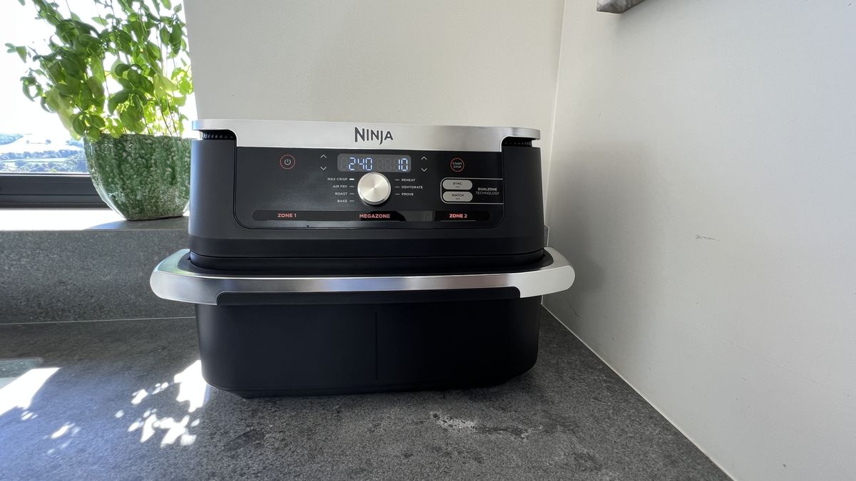 Ninja Foodi 6-in-1 8-Quart Dual-Zone Air Fryer with Smart Probe