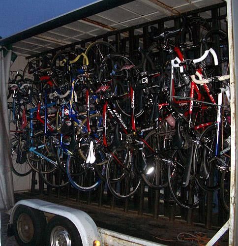 Another trailer full of bikes is shipped in from Ninove - riders wanted