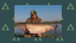 carp record fish monster other meet lake