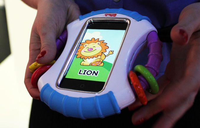Make Your iPhone Baby-Friendly With Fisher-Price Baby iCan Play Case