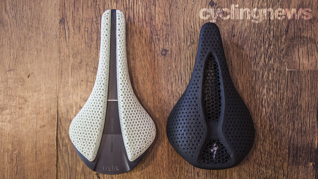Specialized S-Works Power Mirror vs Fizik Antares Adaptive