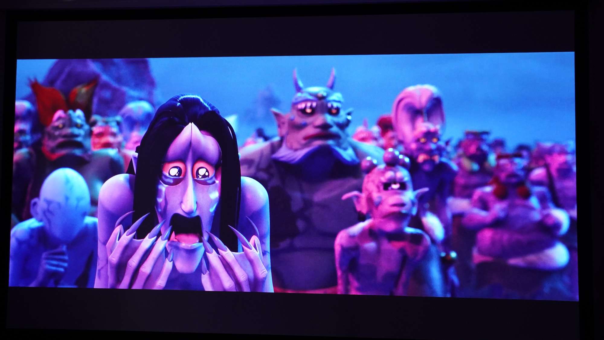 Xgimi Horizon 20 Pro 4K projector picture projected on a white wall