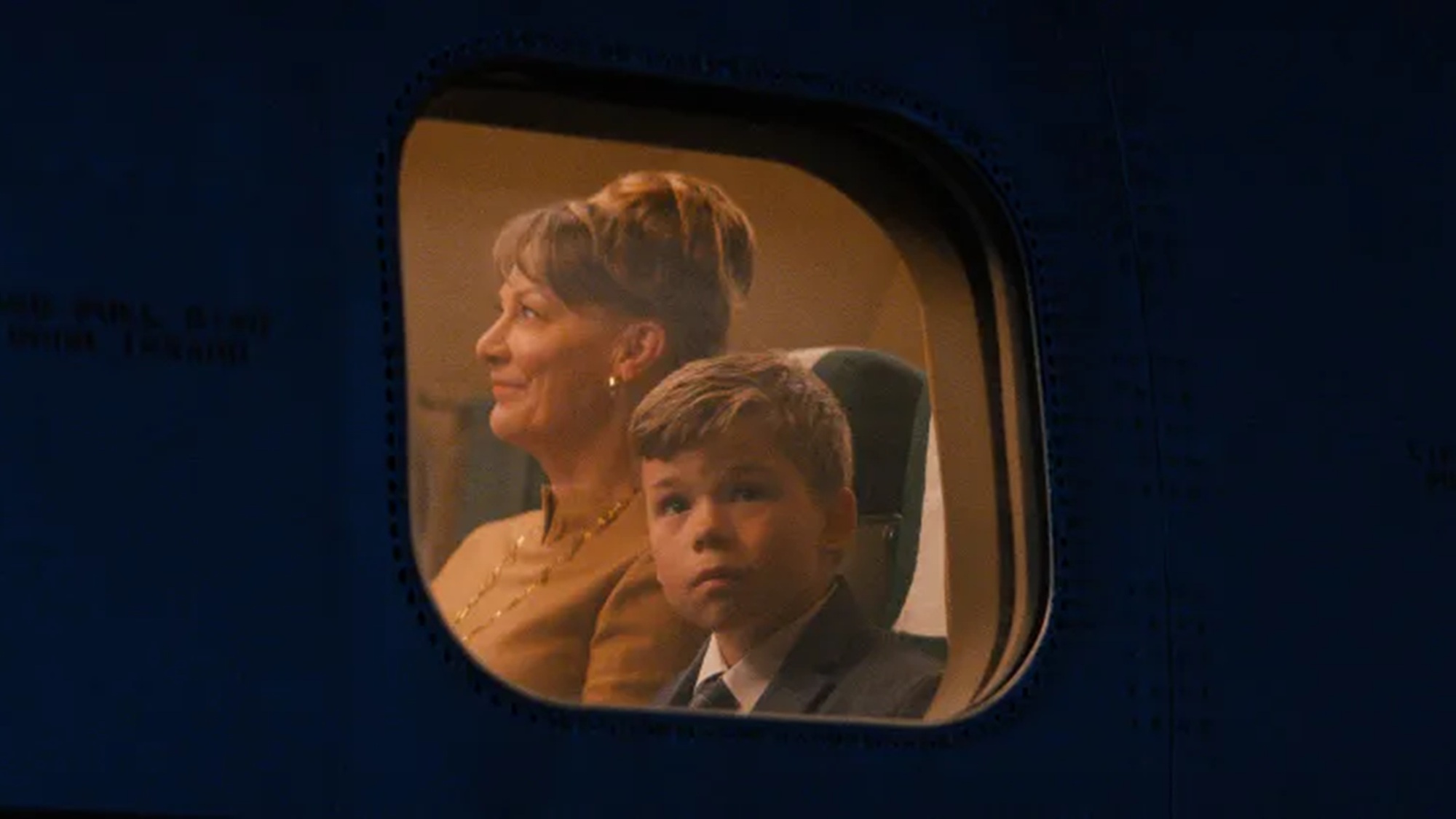 Propeller One-Way Night Coach