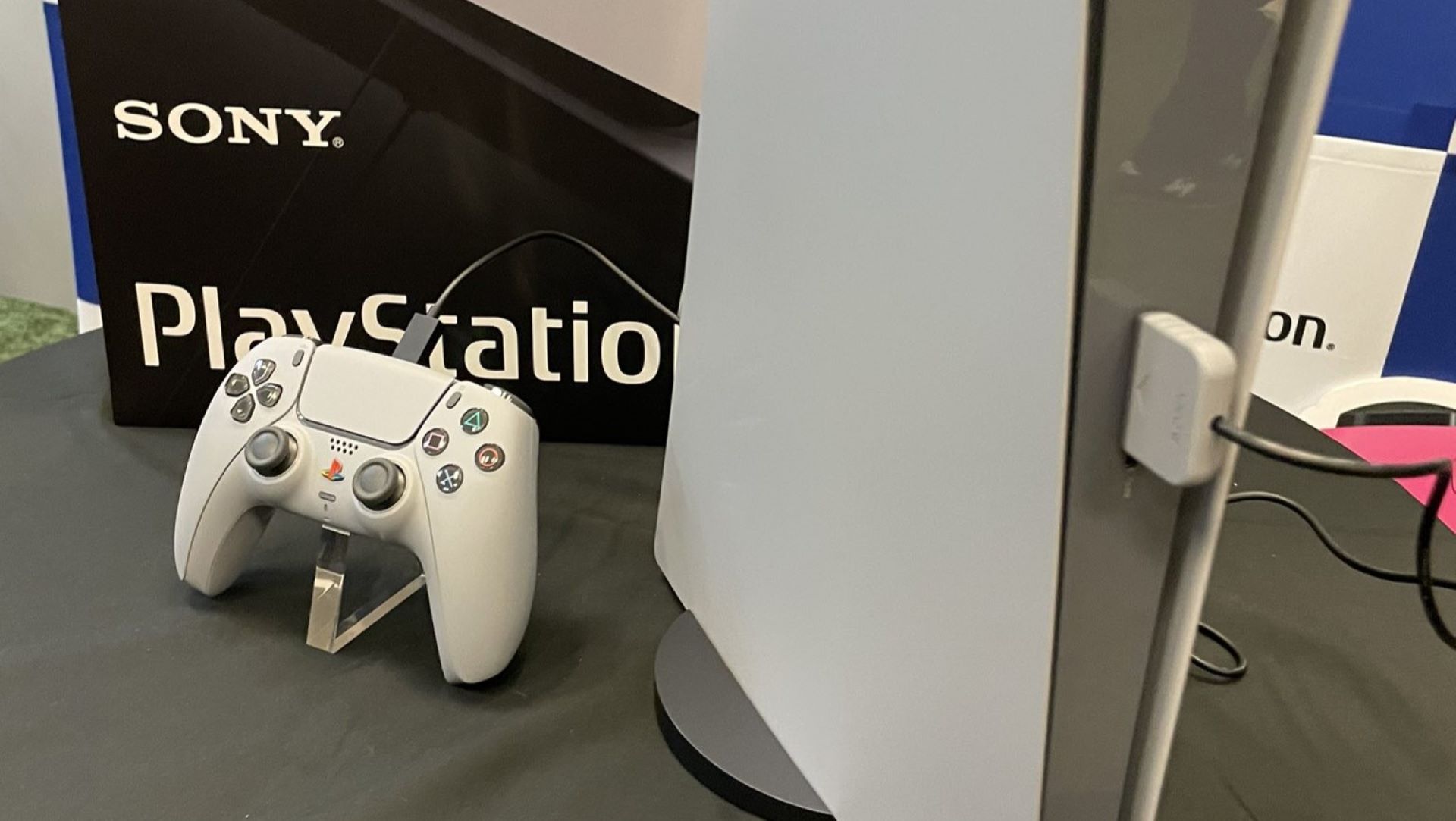 PlayStation: This McDonald's PS5 Controller Is Terrible And Amazing