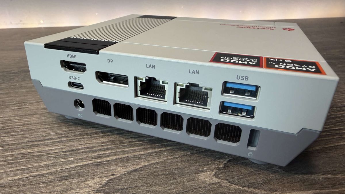 Acemagic Retro X5 mini PC