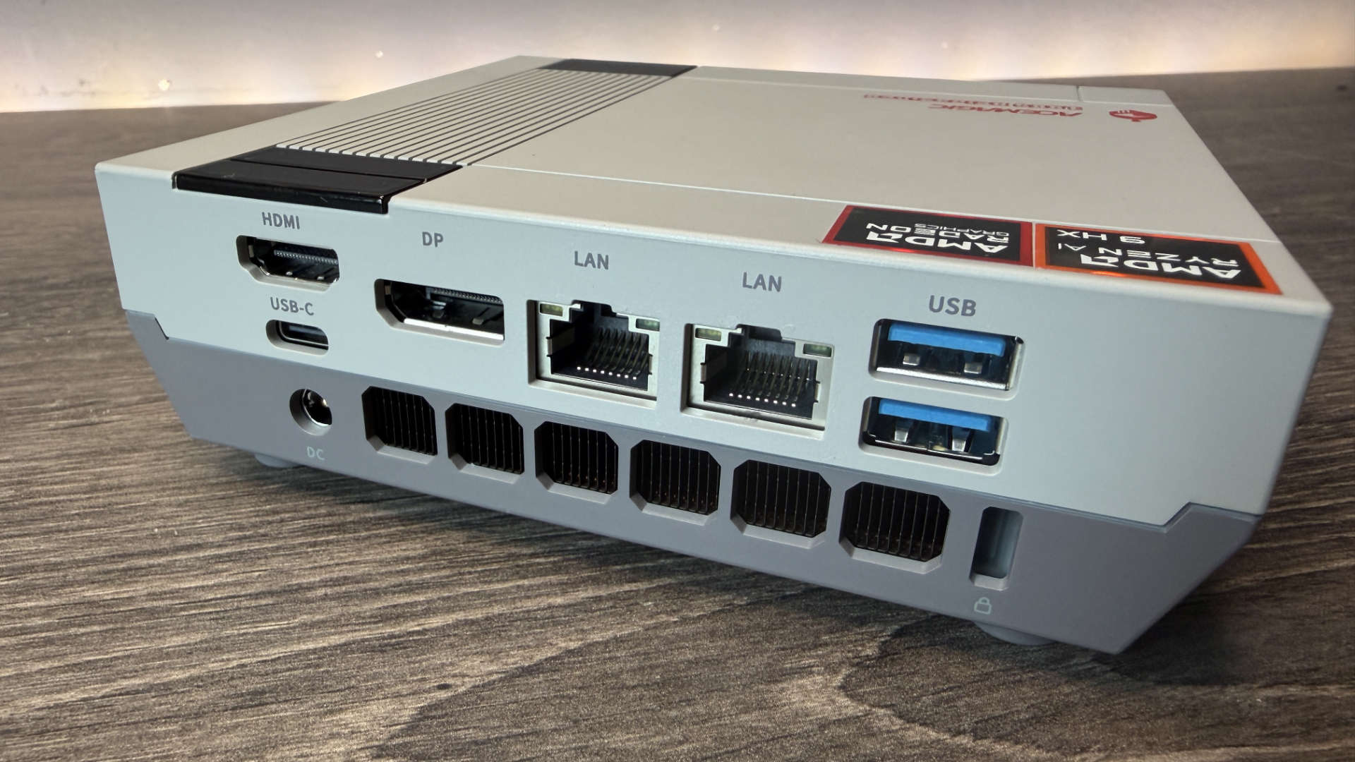 Acemagic Retro X5 mini PC