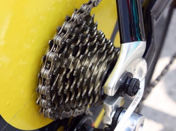 Alexandre Vinokourov (Astana) had this ultralight all-aluminum cassette fitted to his Specialized S-Works Shiv just prior to the start of stage 4's team time trial. SRAM denies it's one of its products, though, and Vino didn't actually end up using it during the race.