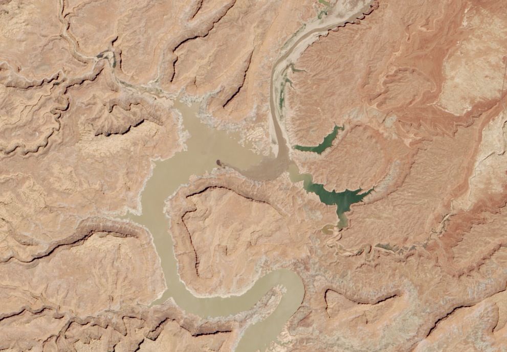 lake powell at half capacity