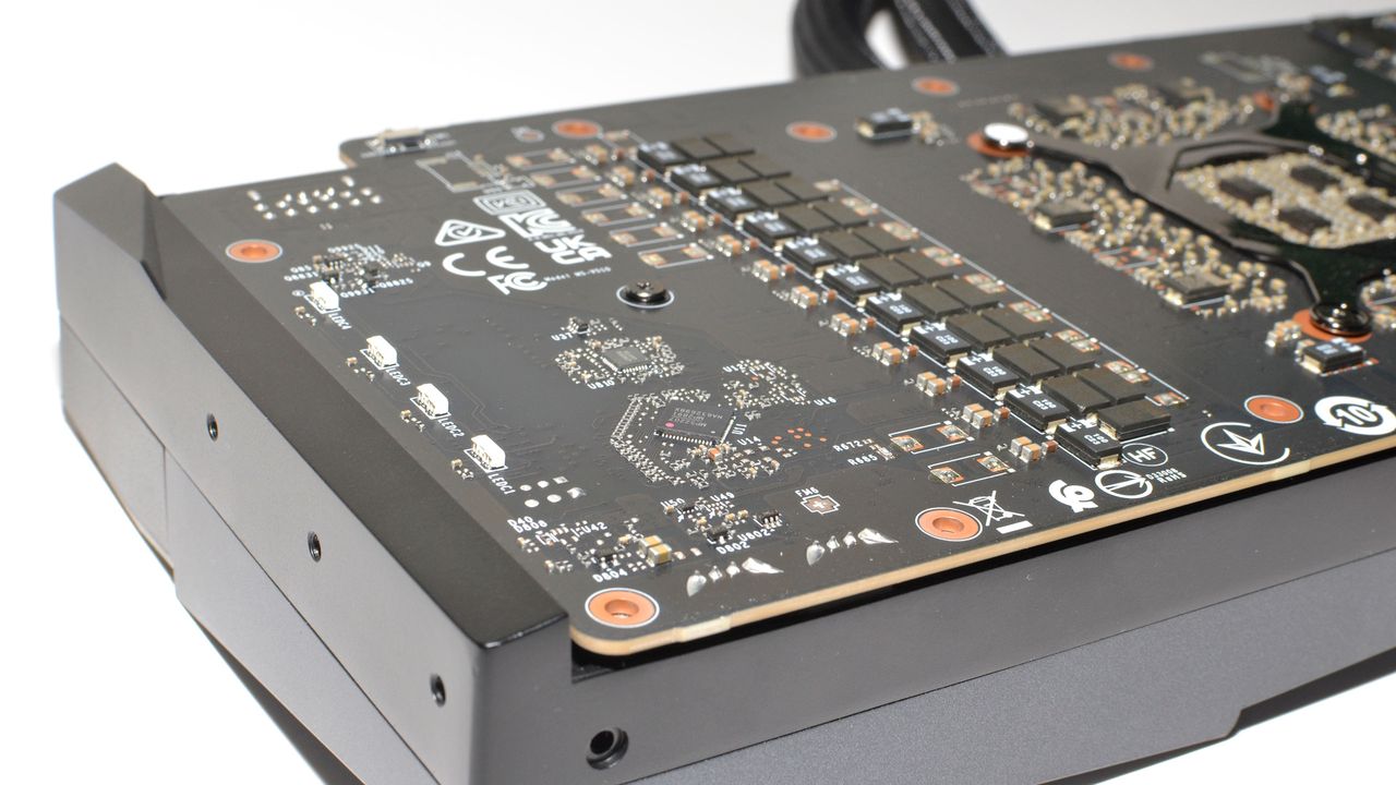 MSI RTX 4090 Suprim Liquid X