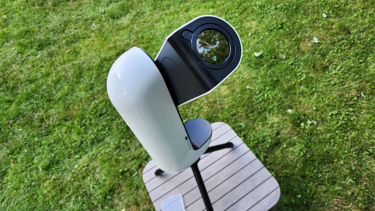 Vaonis Vespera Pro pointed upwards with solar filter attached.