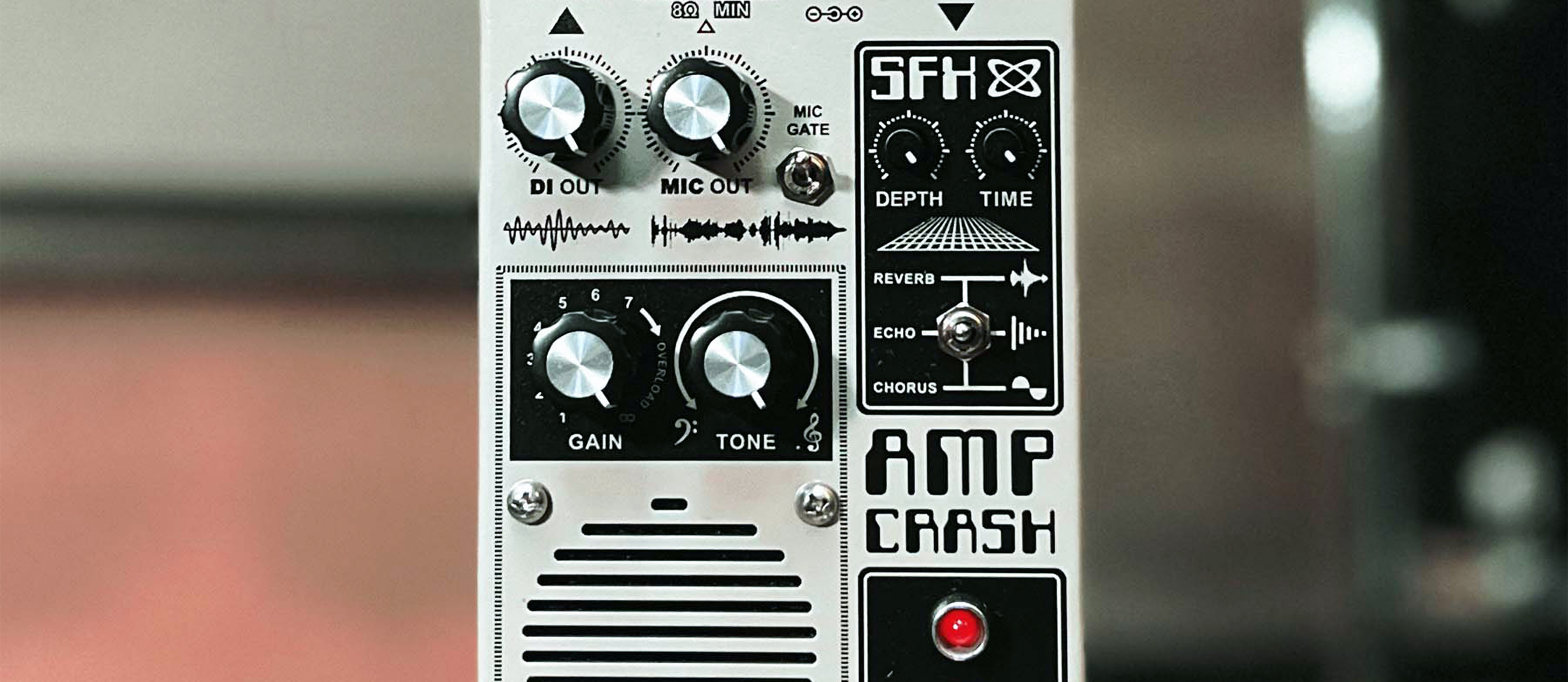 A photo showing the Death by Audio/Rainger FX Amp Crash Pedal and Mini-Amp