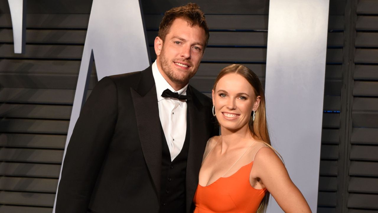 David Lee and Caroline Wozniacki attend 2018 Vanity Fair Oscar Party Hosted By Radhika Jones - Arrivals at Wallis Annenberg Center for the Performing Arts on March 4, 2018 in Beverly Hills, CA.