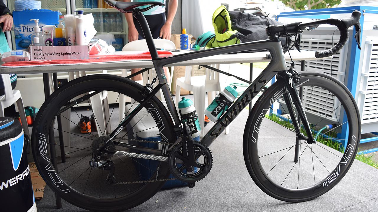Sagan has the Specialized power meter on his drive side, and a 4iiii power meter on the non-drive side