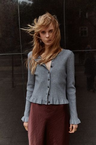AXi6tXbCpFGJAxfG8vL8G3-320-80 27 يشتري الخريف الحد الأدنى من Zara و H&M للتسوق الآن