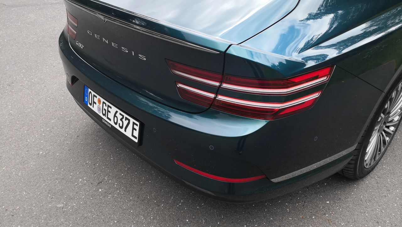 Genesis Electrified G80