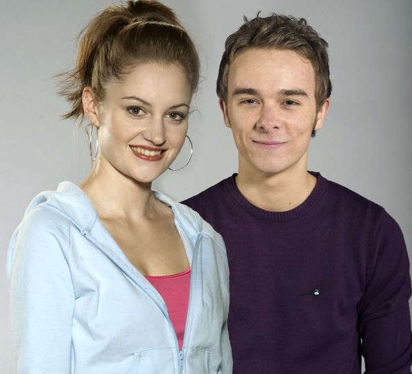 Coronation St tearaways David and Kylie to marry