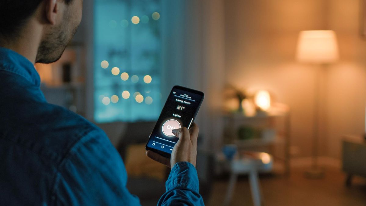 3 ways I’m using my smart home gadgets to stay cozy this winter